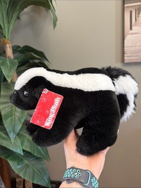 Vintage 1980s King Plush High Quality Made Plush Toys Skunk
